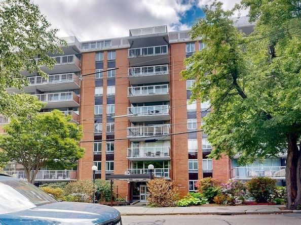 45 Longwood Ave 812, Brookline MA 02446