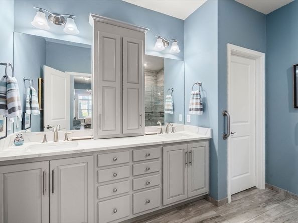 20 Lansing Way 20, Millis MA 02054