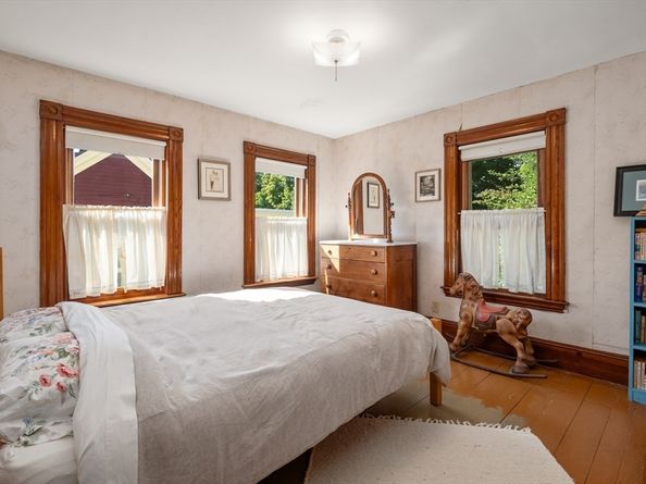 14 Summer St, Andover MA 01810