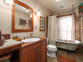 14 Summer St, Andover MA 01810