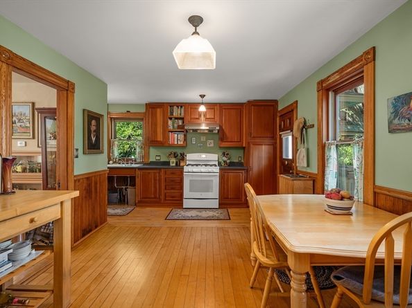 14 Summer St, Andover MA 01810