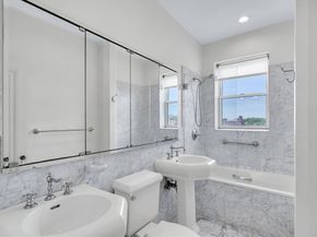 311 Commonwealth Ave 71, Boston MA 02115
