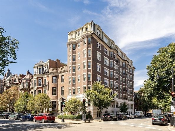 311 Commonwealth Ave 71, Boston MA 02115