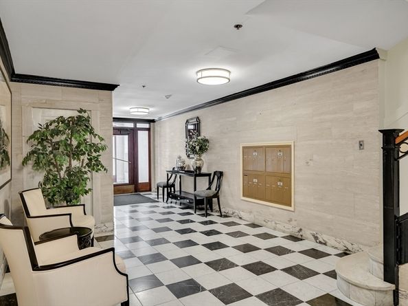 311 Commonwealth Ave 71, Boston MA 02115
