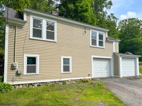 198 School St N, Barre MA 01005