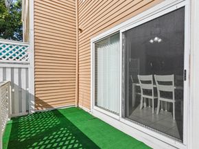 63 Camelot Drive 63, Worcester MA 01602