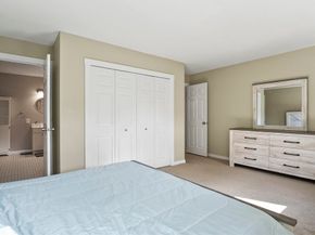 63 Camelot Drive 63, Worcester MA 01602