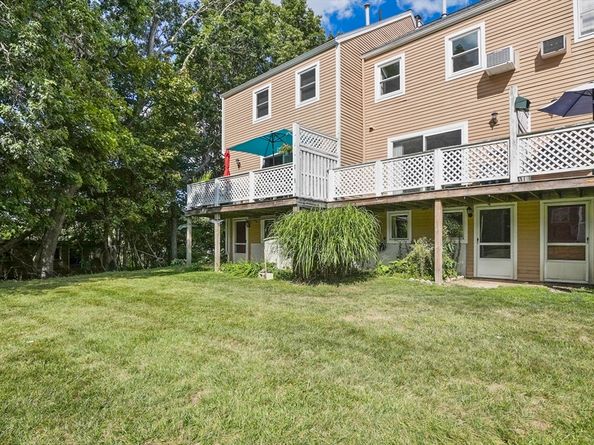 63 Camelot Drive 63, Worcester MA 01602