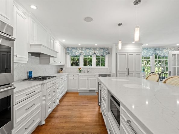 193 Winding River Road, Wellesley MA 02482