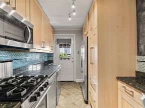260-262 Sidney St 3R, Cambridge MA 02139