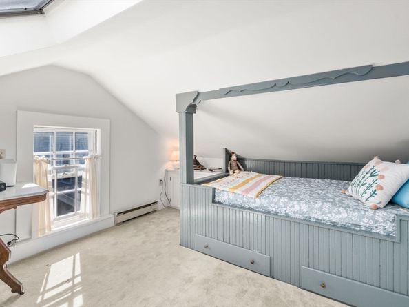 6 Perry St, Cambridge MA 02139