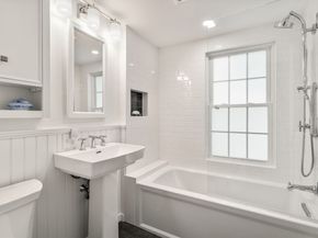 6 Perry St, Cambridge MA 02139