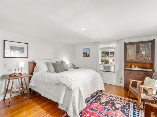 6 Perry St, Cambridge MA 02139
