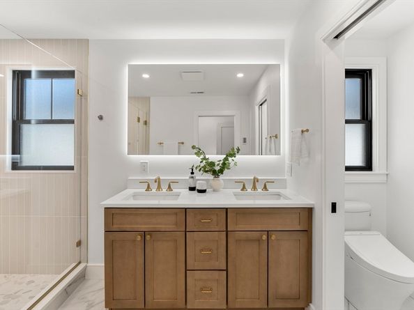 31 Fairfax St, Somerville MA 02144