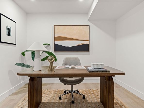 31 Fairfax St, Somerville MA 02144
