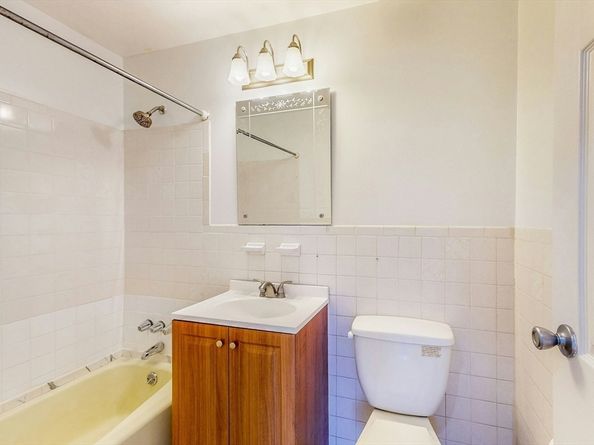 175 Clare Ave B7, Boston MA 02136