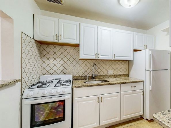 175 Clare Ave B7, Boston MA 02136