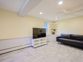 76 Jamestown Rd, Leominster MA 01453