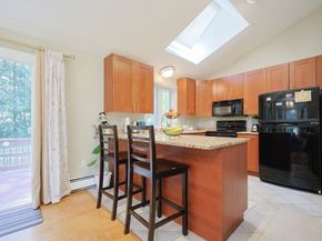 76 Jamestown Rd, Leominster MA 01453