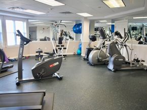6 Woodman Way 121, Newburyport MA 01950