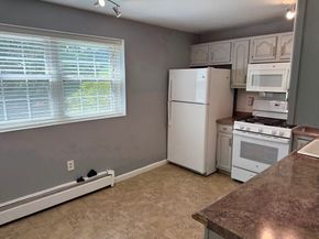 75 Edgelawn 2, North Andover MA 01845
