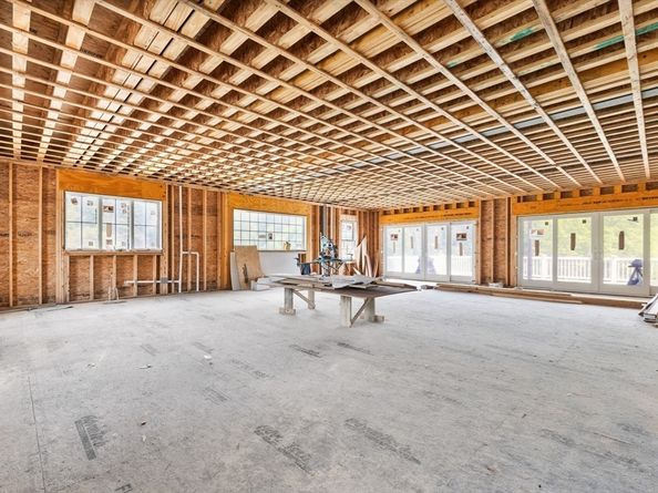 107 Reservation Rd, Andover MA 01810