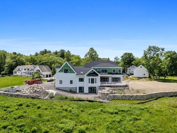 107 Reservation Rd, Andover MA 01810
