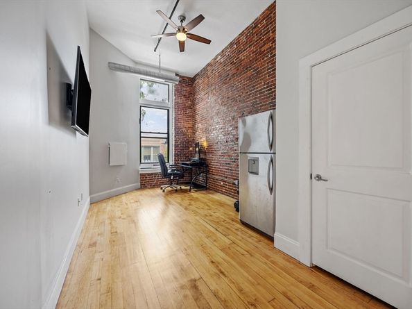 281 Essex Street 201, Salem MA 01970