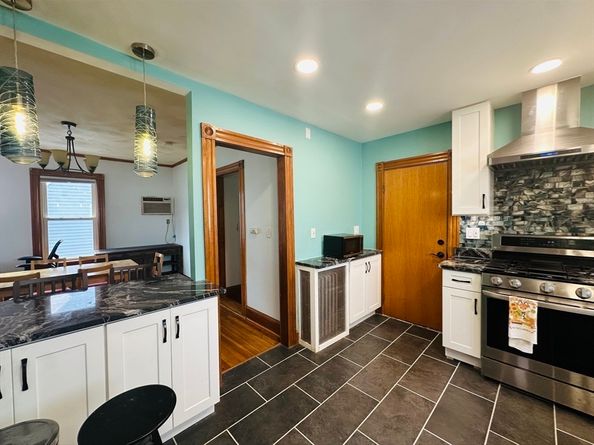 23 Brookford St 1, Cambridge MA 02140