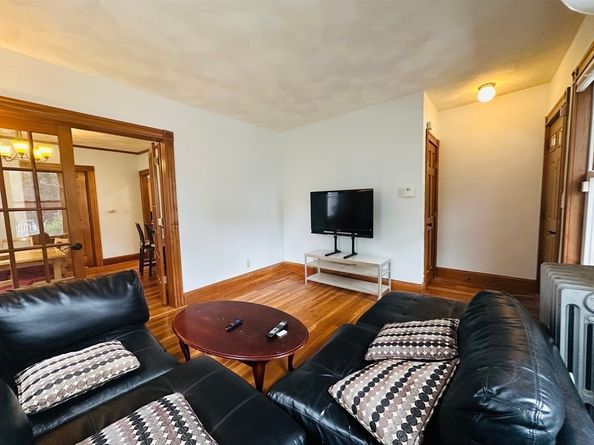 23 Brookford St 1, Cambridge MA 02140