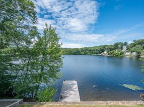 1 Temple Ct, Shrewsbury MA 01545
