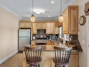 1 Temple Ct, Shrewsbury MA 01545