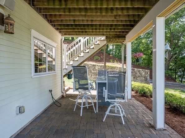1 Temple Ct, Shrewsbury MA 01545