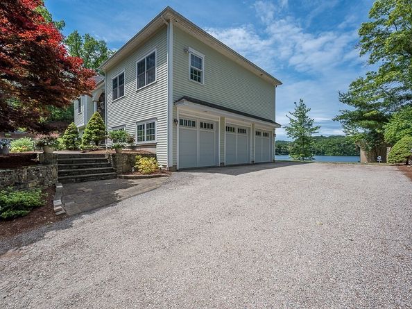 1 Temple Ct, Shrewsbury MA 01545