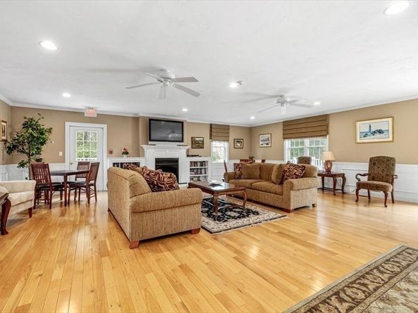 11 Hayloft Lane 11, Marshfield MA 02050