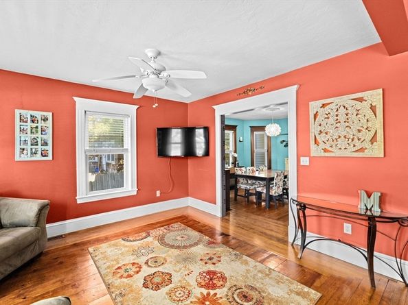 140 Pollard St, Billerica MA 01862