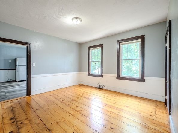 27 Wyman St, Worcester MA 01610