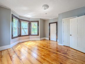 27 Wyman St, Worcester MA 01610
