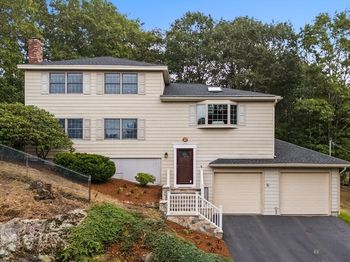 27 Blueberry Hill Rd