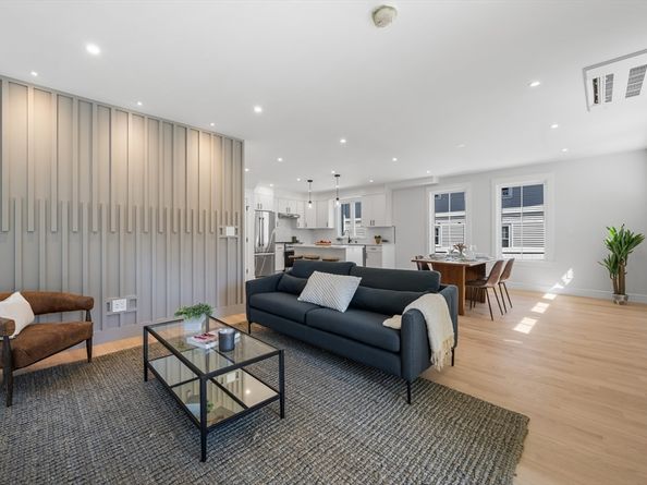 16 Burton St 16, Arlington MA 02476