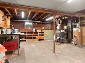 11 Parker St, Saugus MA 01906