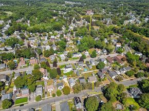 11 Parker St, Saugus MA 01906