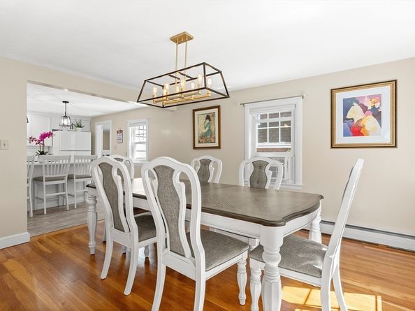 11 Parker St, Saugus MA 01906