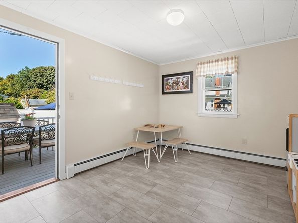11 Parker St, Saugus MA 01906