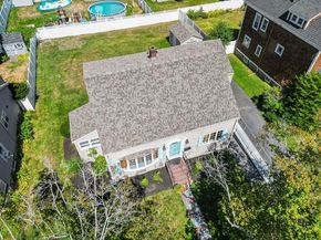 11 Parker St, Saugus MA 01906
