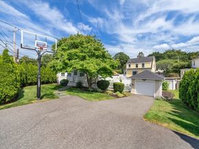 1111 Brook Rd, Milton MA 02186