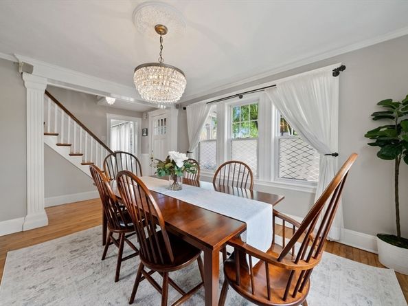 1111 Brook Rd, Milton MA 02186