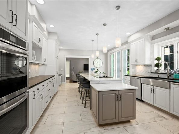 9 Auburn Rd, Millbury MA 01527