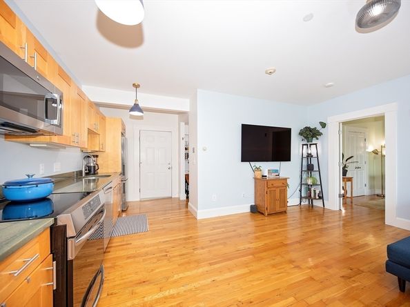 432 Norfolk Street 4G, Somerville MA 02143