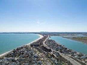 18 Bickford Ave, Revere MA 02151